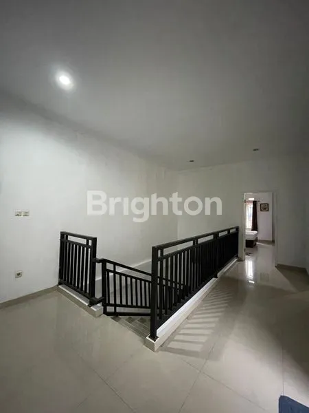 image RUMAH TERMURAH DESIGN MODERN 2 LT GRIYA GANDARIA JAGAKARSA JAKARTA SELATAN BEBAS BANJIR (6)