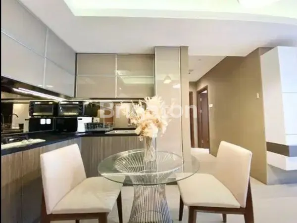 image APARTEMEN FULLY FURNISHED DENGAN DESIGN MEWAH DI KEMAYORAN JAKARTA PUSAT. (6)