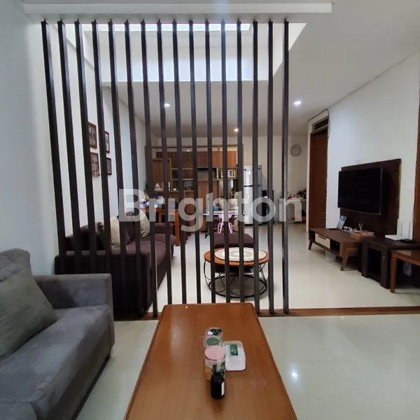 image RUMAH MODERN 2 LANTAI DI CLUSTER BINTARO – PREMIUM LOCATION (4)