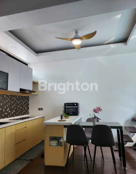 image RUMAH SEMI VILLA  ONE GATE SYSTEM DENGAN KOLAM RENANG DI PURI GADING JIMBARAN (2)