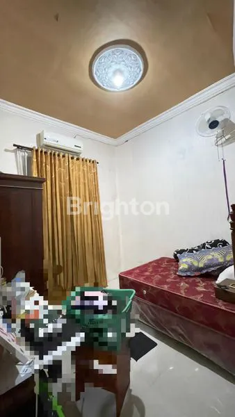 image RUMAH 3 LANTAI DI SEMEMI - BENOWO SURABAYA ( KODE 99) (2)