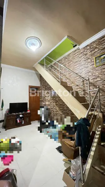 image RUMAH 3 LANTAI DI SEMEMI - BENOWO SURABAYA ( KODE 99) (3)