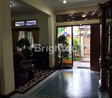 image RUMAH MEWAH DEKAT  BUNDARAN METRO MARGAHAYU , JALAN UTAMA  PUSAT KULINER (4)