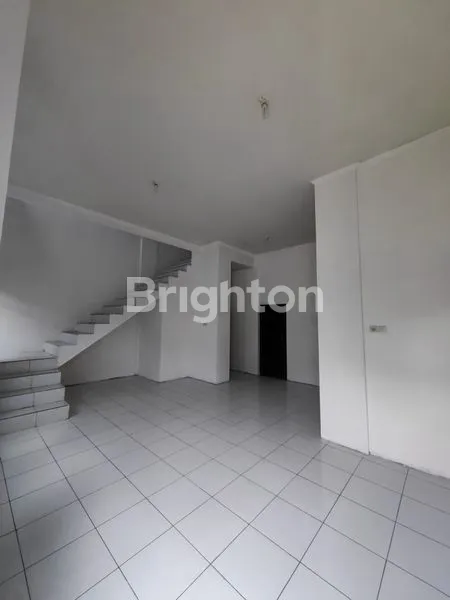 image GUDANG DEKAT PINTU TOL CIKUPA TANGERANG (2)