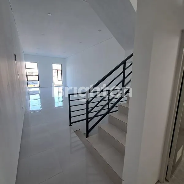 image 2 UNIT RUKO BARU 2,5 LANTAI – LOKASI STRATEGIS, COCOK USAHA JL KUNINGAN RAYA (3)
