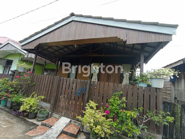 image DIJUAL RUMAH ULIN /KAYU (1)