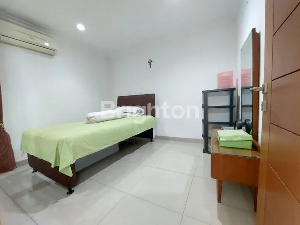 image DI JUAL RUMAH 1 1/2 LANTAI DI SEKTOR 7C GADING SERPONG (6)