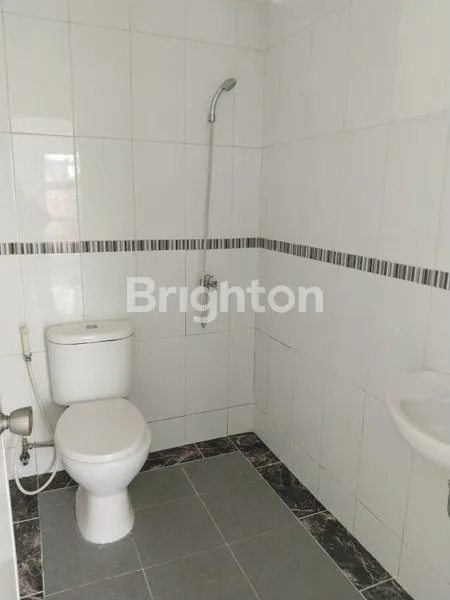 image RUMAH 2 LANTAI SIAP HUNI DI BUKIT HIJAU - CITRA INDAH CITY (2)