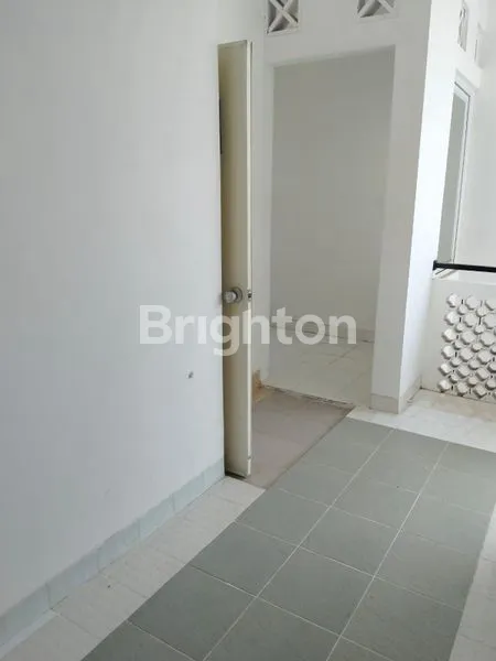 image RUMAH 2 LANTAI SIAP HUNI DI BUKIT HIJAU - CITRA INDAH CITY (3)