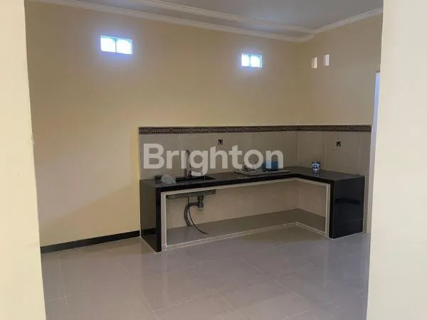 image RUMAH BARU LANTAI 2 DENGAN 5 KAMAR (3)