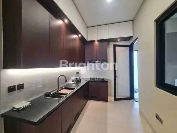 image RUMAH MEWAH BARU ,NYAMAN DAN SIAP HUNI  DI KEBAYORAN RESIDENCE., BINTARO (2)