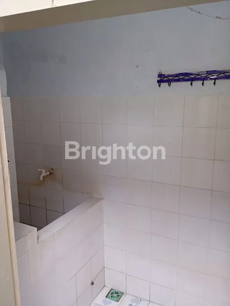 image DIJUAL RUMAH 2 LANTAI DAERAH JALAN AHMAD YANI, JEMBER (3)