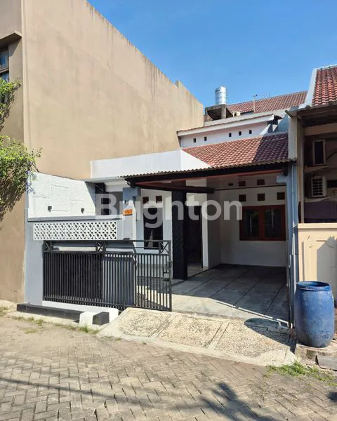 image RUMAH CLUSTER DEKAT PAKUWON MALL PEKAYON DI GRIYA METROPOLITAN ESTATE BEKASI SELATAN (1)