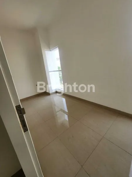 image RUMAH BARU SIAP HUNI DI TANGERANG SEPATAN ROYAL LIVING TYPE BENTLEY (5)