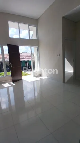 image RUMAH MODERN TYPE 36 DEKAT TOL SAMARINDA-BALIKPAPAN, SHM (2)