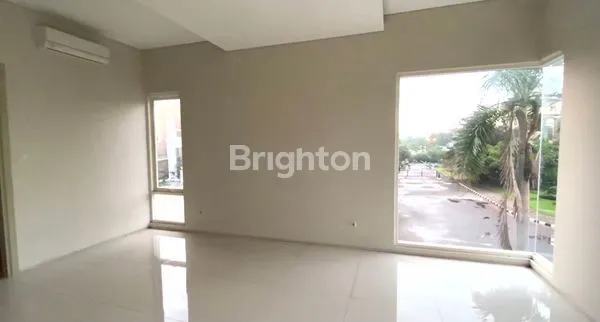 image LUXURY HOUSE PERUMAHAN ELITE SURABAYA TIMUR ARAYA 2 DEKAT MERR REGENCY 21 DHARMAHUSADA KERTAJAYA INDAH MANYAR (4)