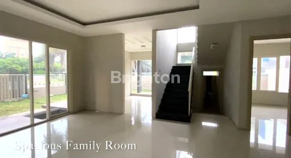 image LUXURY HOUSE PERUMAHAN ELITE SURABAYA TIMUR ARAYA 2 DEKAT MERR REGENCY 21 DHARMAHUSADA KERTAJAYA INDAH MANYAR (3)