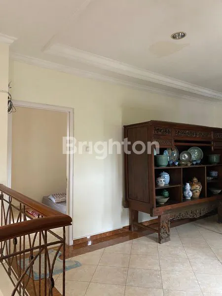 image RUMAH HOOK MEWAH 5KT DI RAFFLES HILLS CIBUBUR, SIAP HUNI! (5)