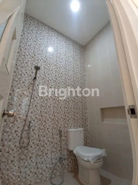 image LINGKUNGAN BERSIH RAPI DEKAT TOLL (6)