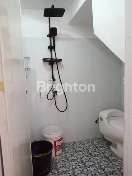 image RUMAH CANTI 2 LANTAI (4)