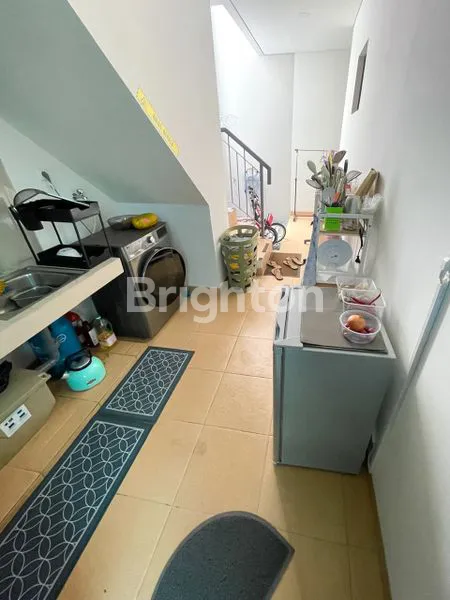 image RUMAH HOOK MODERN TROPICAL 3LT DI EONNA CLUSTER AERRA (8)