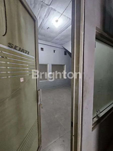 image DISEWAKAN GUDANG DEKAT TOL ARAH BANDARA (5)