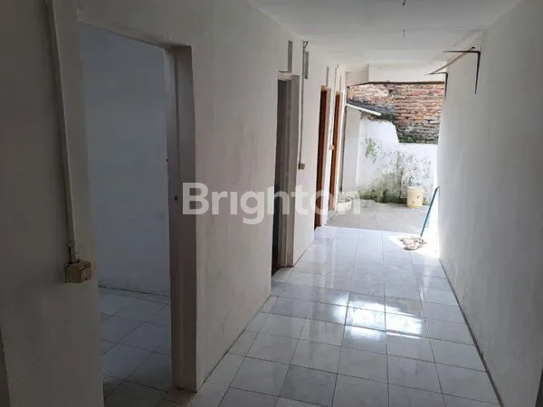 image DIJUAL RUMAH MURAH DAN LUAS COCOK UNTUK INVESTASI KOST DI PANDEAN LAMPER GAYAMSARI SEMARANG (5)