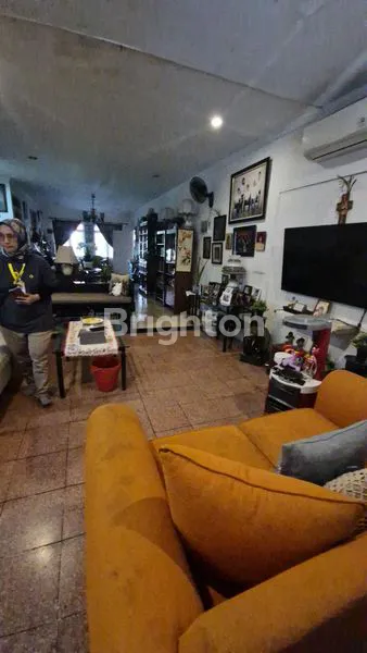 image RUMAH  LUAS & ASRI 1 LANTAI DI LOKASI STRATEGIS BINTARA JAYA (4)