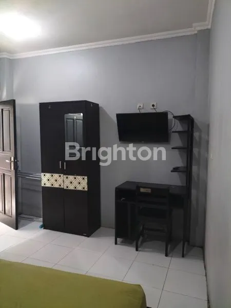 image DIJUAL KOS²AN 3 LANTAI FULLFURNISH TENGAH KOTA LOKASI KLANDASAN ILIR DAERAH AMAN NYAMAN HARGA NEGO (7)