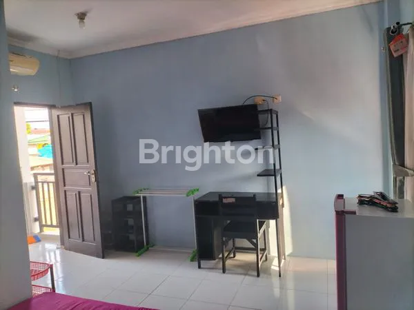 image DIJUAL KOS²AN 3 LANTAI FULLFURNISH TENGAH KOTA LOKASI KLANDASAN ILIR DAERAH AMAN NYAMAN HARGA NEGO (4)