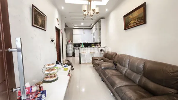 image RUMAH METRO PERMATA BANGUNAN MINIMALIS MODERN 3,5 LANTAI SEMI FURNISH SIAP DIHUNI (3)