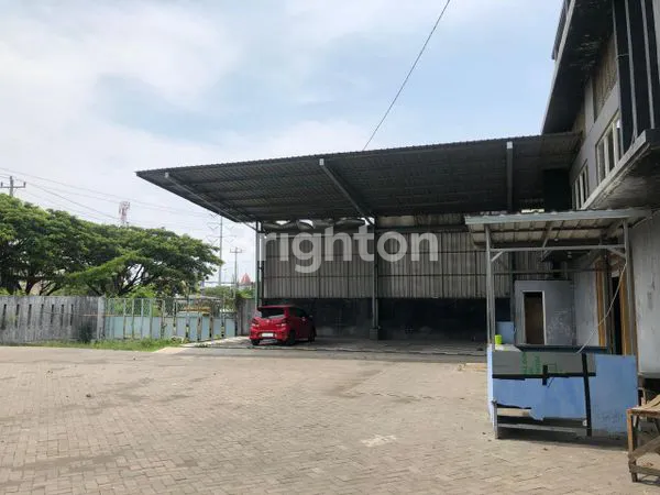 image GUDANG PLUS OFFICE BAGUS SIAP PAKAI DI ARTERI SEMARANG (2)
