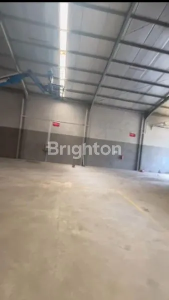 image GUDANG PLUS OFFICE BAGUS SIAP PAKAI DI ARTERI SEMARANG (3)