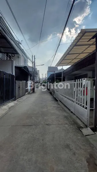 image RUMAH BARU 3 LANTAI BEBAS BANJIR DURI KEPA DEKAT TANJUNG DUREN (3)