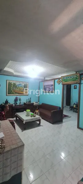 image DIJUAL RUMAH + TOKO 2 LANTAI TENGAH KOTA (2)
