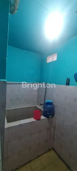image DIJUAL RUMAH + TOKO 2 LANTAI TENGAH KOTA (4)