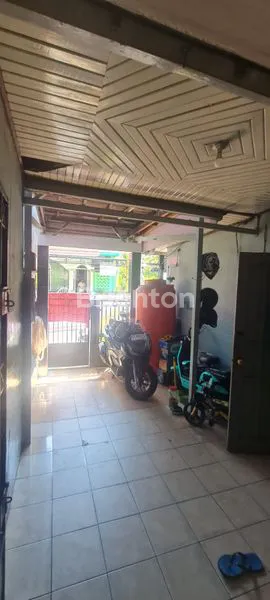 image DIJUAL RUMAH + TOKO 2 LANTAI TENGAH KOTA (8)