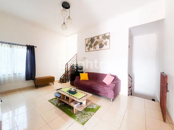 image RUMAH MEWAH 5KT TANJUNG BARAT DEKAT AEON & STASIUN (2)