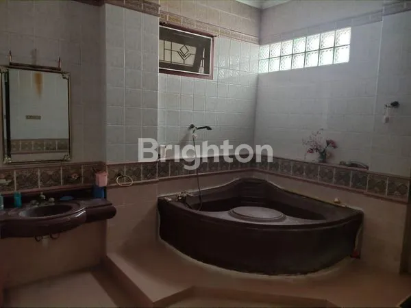 image TOKO DAN RUMAH SUMENEP (8)