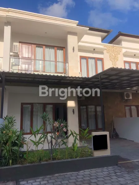 image RUMAH MODERN NYAMAN FULL FURNISHED DI SEMINYAK ONE GATE SYSTEM (1)