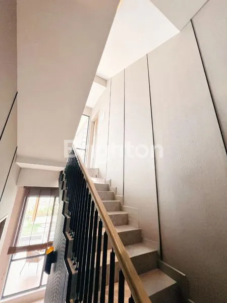 image NEW, RUMAH 3 LANTAI 3 KAMAR TIDUR DI CLUSTER KELIMUTU ASYA (4)