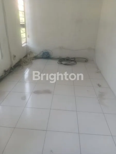 image RUKO HOOK 4 LANTAI, LOKASI STRATEGIS, NOL JALAN, COCOK UNTUK USAHA APAPUN, RAYA BUBUTAN (3)