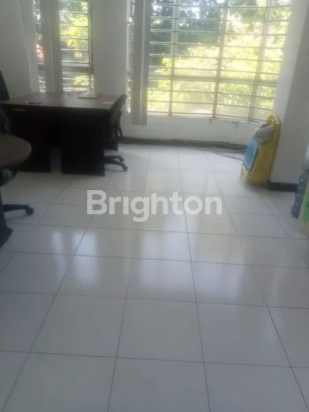 image RUKO HOOK 4 LANTAI, LOKASI STRATEGIS, NOL JALAN, COCOK UNTUK USAHA APAPUN, RAYA BUBUTAN (4)