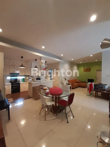 image DIJUAL RUMAH 2 LANTAI, CIPUTAT, TANGERANG SELATAN (8)