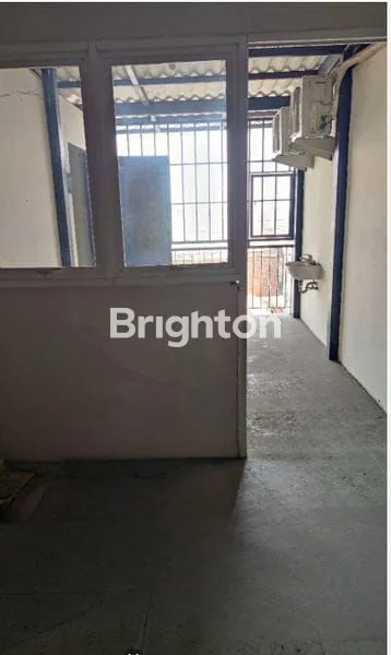 image JUAL RUGI RUKO 3 LANTAI SIAP PAKAI RAYA LEMPUNG INDAH (5)