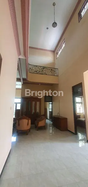 image RUMAH MEWAH 2 LANTAI DEKAT ARTERI SOEKARNO HATTA, COCOK MESS/KANTOR (6)