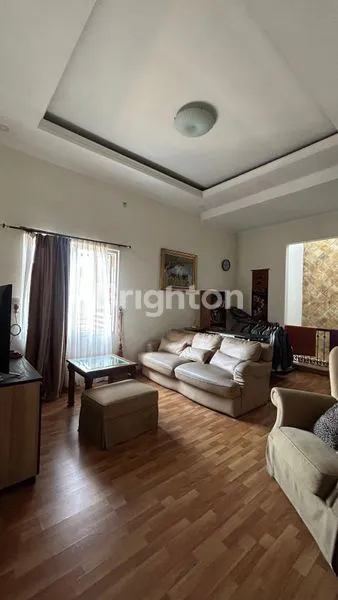 image RUMAH 2 LANTAI RAGUNAN PASAR MINGGU AMAN NYAMAN SIAP HUNI (2)