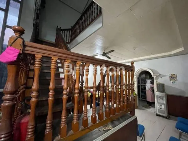 image RUMAH SIAP HUNI 2,5 LANTAI SAMPING HOTEL GOLDEN TULIP, GANG SAAMAN JALAN TEUKU UMAR PONTIANAK (7)