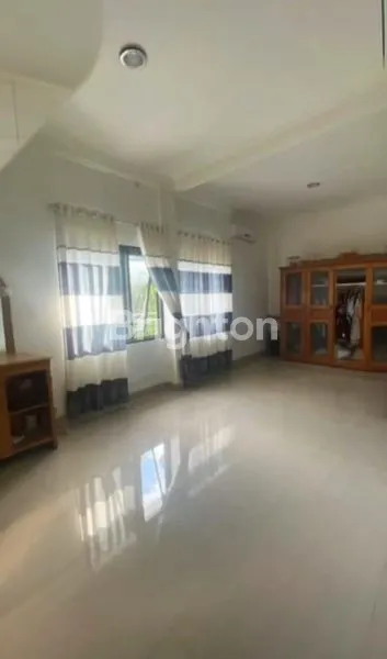 image RUMAH MEWAH JALAN A. YANI PARIS 2  PONTIANAK SIAP HUNI (5)