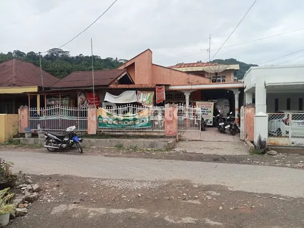 image RUMAH MEWAH DI PUSAT KOTA PADANG (3)